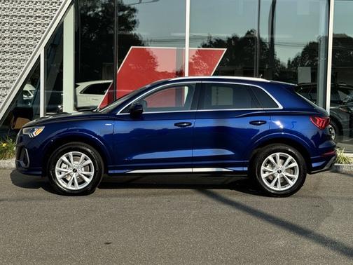 2025 Audi Q3 45 S line Premium Plus