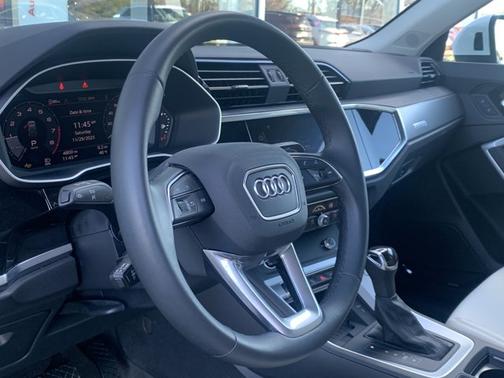 2025 Audi Q3 45 S line Premium Plus