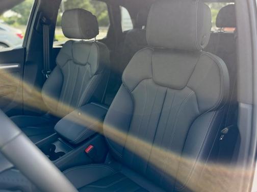 2025 Audi Q5 45 S line Premium
