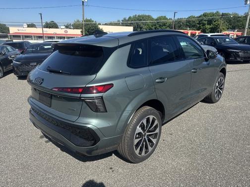 Sage Green Metallic 2026 Audi Q3 TFSI quattro S tronic