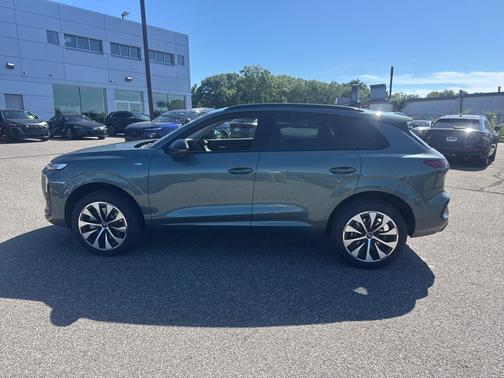 Sage Green Metallic 2026 Audi Q3 TFSI quattro S tronic