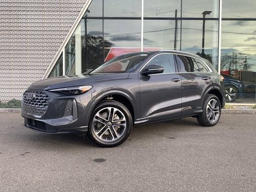 2025 Audi Q5 Premium Plus TFSI quattro S tronic