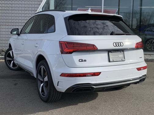 2023 Audi Q5 45 S line Premium Plus