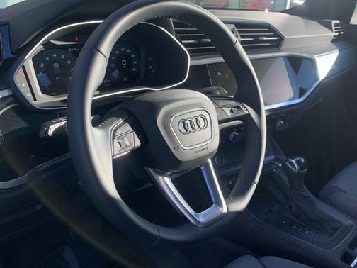 2024 Audi Q3 45 S line Premium Plus