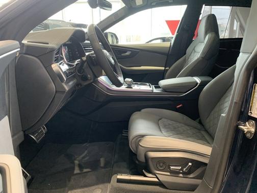 Waitomo Blue Metallic 2026 Audi SQ8 4.0T Premium Plus