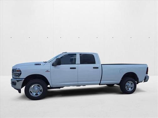 2025 RAM 2500 Tradesman Crew Cab 4x4 8' Box