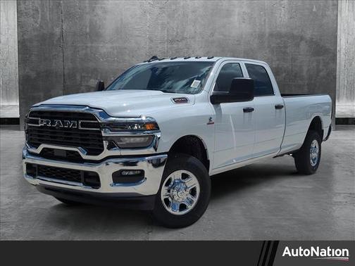 2025 RAM 2500 Tradesman Crew Cab 4x4 8' Box