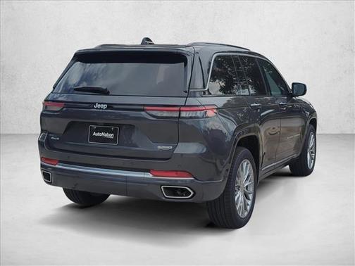 2025 Jeep Grand Cherokee Summit