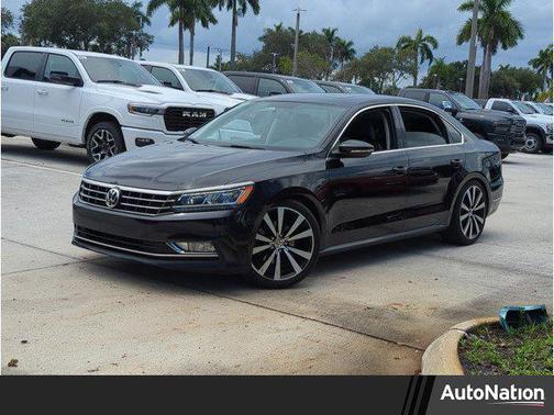 2018 Volkswagen Passat 2.0T SE