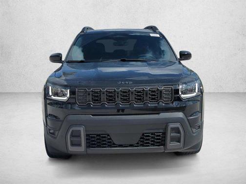 Diamond Black Crystal Pearlcoat 2026 Jeep Cherokee Overland