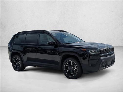 Diamond Black Crystal Pearlcoat 2026 Jeep Cherokee Overland