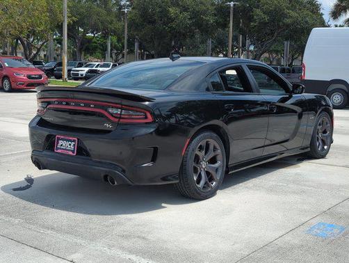 2019 Dodge Charger R/T