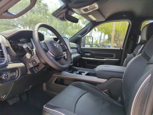 2025 RAM 2500 Laramie Crew Cab 4x4 6'4' Box