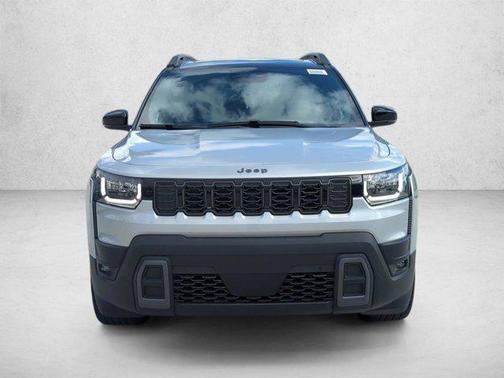 Silver Zynith Clearcoat 2026 Jeep Cherokee Overland