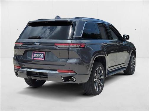 2022 Jeep Grand Cherokee Overland