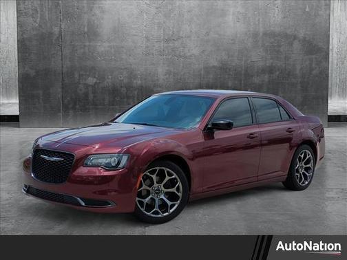2018 Chrysler 300 Touring