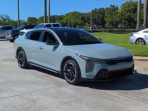 2025 Kia K4 GT-Line