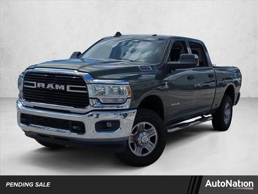 2020 RAM 3500 Tradesman Crew Cab 4x4 6'4' Box