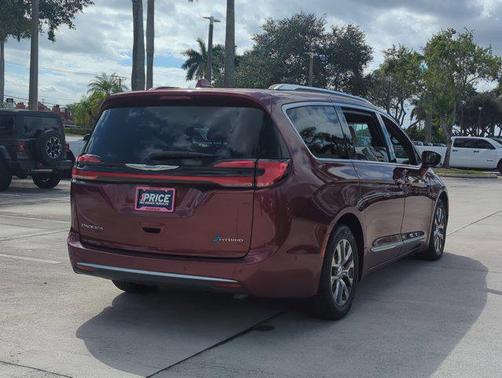 2021 Chrysler Pacifica L