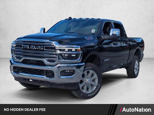 Diamond Black Crystal Pearlcoat 2026 RAM 2500 Laramie