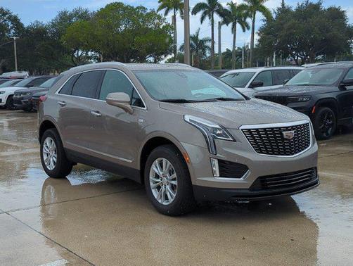 2023 Cadillac XT5 Luxury