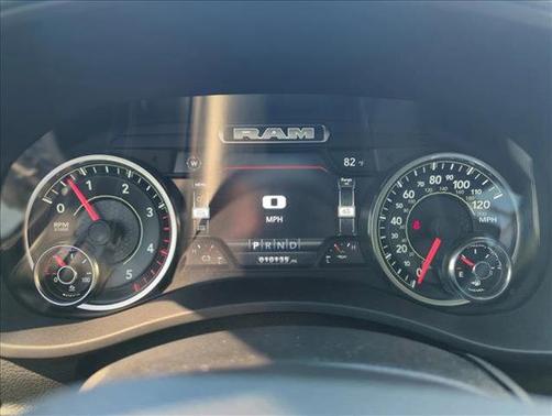 2023 RAM 2500 Laramie Crew Cab 4x4 6'4' Box