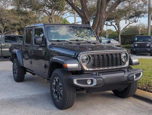 2026 Jeep Gladiator Sahara 4x4