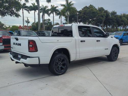 Bright White Clearcoat 2026 RAM 1500 Big Horn/Lone Star