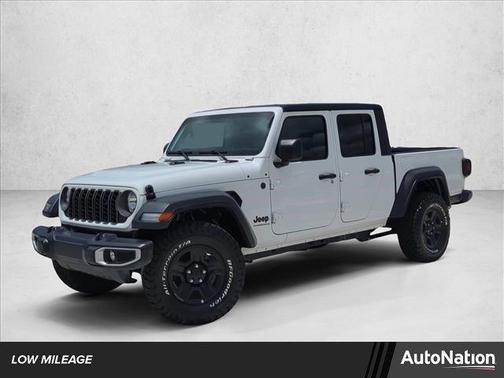Bright White Clearcoat 2025 Jeep Gladiator Sport