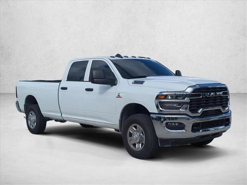 2025 RAM 2500 Tradesman Crew Cab 4x4 8' Box