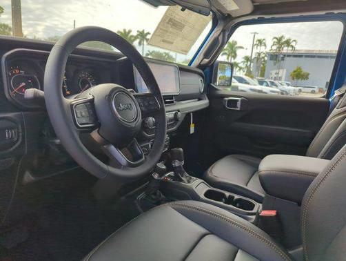 2025 Jeep Gladiator High Tide