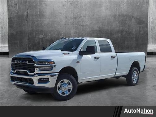 2025 RAM 2500 Tradesman Crew Cab 4x4 8' Box