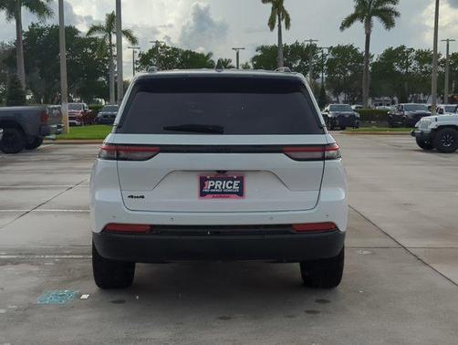 2023 Jeep Grand Cherokee Altitude