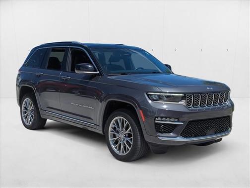 2023 Jeep Grand Cherokee Summit