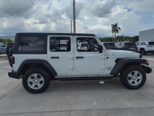 2018 Jeep Wrangler Unlimited Sport