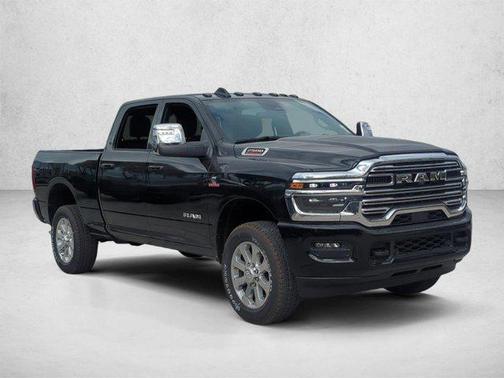 Diamond Black Crystal Pearlcoat 2026 RAM 2500 Laramie Crew Cab 4x4 6'4' Box