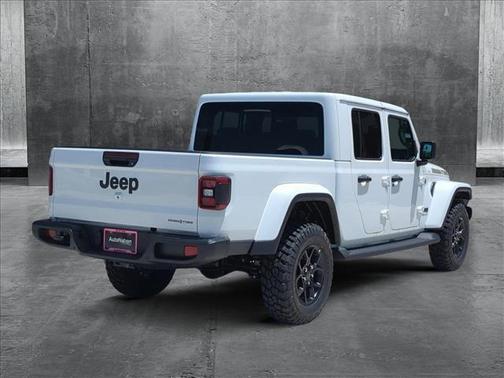 2025 Jeep Gladiator High Tide