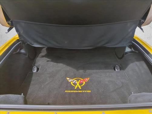 2004 Chevrolet Corvette Base