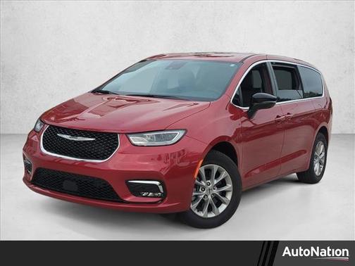 2025 Chrysler Pacifica L