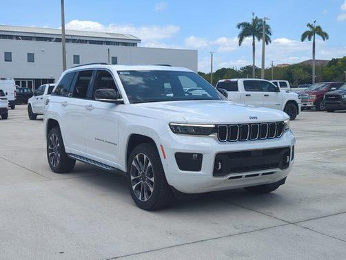 2023 Jeep Grand Cherokee Overland