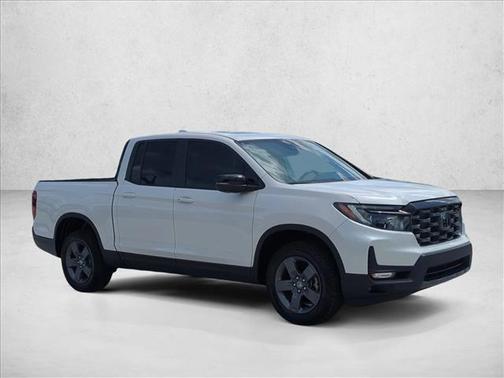 Platinum White Pearl 2025 Honda Ridgeline TrailSport