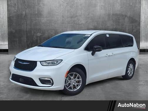 2025 Chrysler Pacifica L