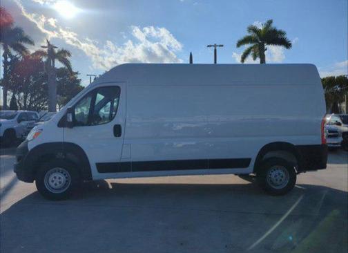 Bright White Clearcoat 2026 RAM ProMaster 2500 Tradesman