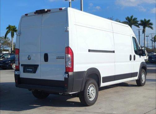 Bright White Clearcoat 2026 RAM ProMaster 2500 Tradesman