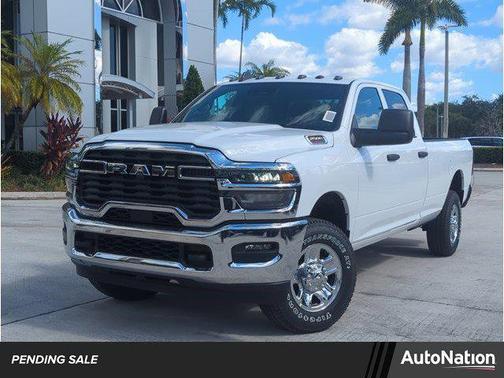 2026 RAM 2500 Tradesman Crew Cab 4x4 8' Box