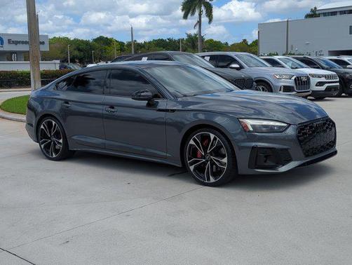 Daytona Gray Pearl Effect 2023 Audi S5 Premium Plus TFSI quattro Tiptronic