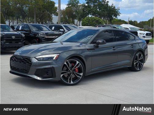 Daytona Gray Pearl Effect 2023 Audi S5 Premium Plus TFSI quattro Tiptronic