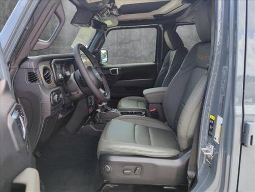 2025 Jeep Gladiator Mojave X