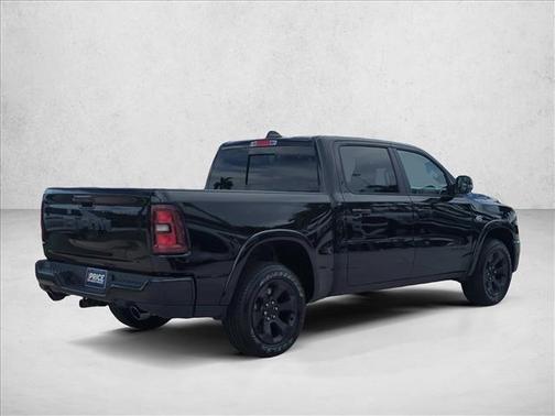 Diamond Black Crystal Pearlcoat 2026 RAM 1500 Big Horn/Lone Star