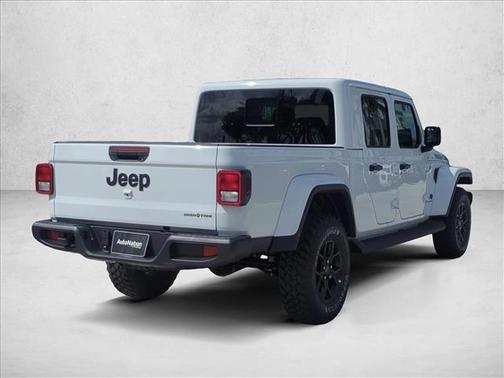 2025 Jeep Gladiator High Tide